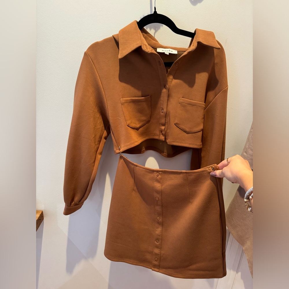 Brown moodie set